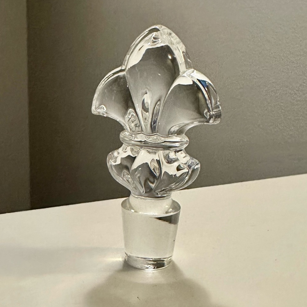 Baccarat Remy Martin Louis XIII Fleur De Lis Crystal Decanter Bottle Stopper